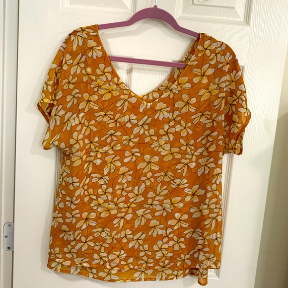 Cabi 3598 Thrive Yellow White Floral Top Sheer Lined Chiffon Blouse Pullover Top - Picture 3 of 5